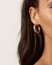 Load image into Gallery viewer, Gold Chunky Midi Hoops