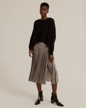 Load image into Gallery viewer, Saya Cropped Crew Neck Sweater