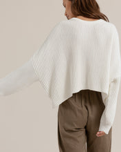 Load image into Gallery viewer, Saya Cropped Crew Neck Sweater