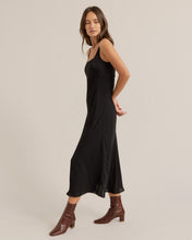 Load image into Gallery viewer, Alysha Square-Neck Dress
