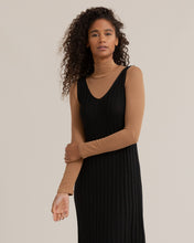 Load image into Gallery viewer, Britta V-Neck Ribbed Dress
