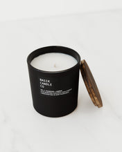 Load image into Gallery viewer, Mini Coconut Wax Candle (Oakmoss + Amber)
