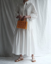 Load image into Gallery viewer, Ponedera Rectangle Satchel
