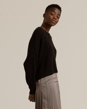 Load image into Gallery viewer, Saya Cropped Crew Neck Sweater
