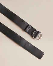 Load image into Gallery viewer, Vegan Leather Round Buckle Belt
